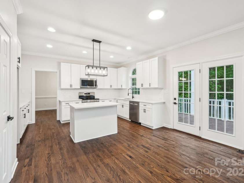 5745 Snapdragon Lane, Huntersville, NC 28078.  MLS# CAR4287848, YatesRealty ID 33221. 