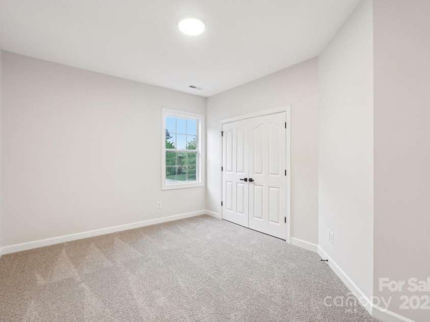 5745 Snapdragon Lane, Huntersville, NC 28078.  MLS# CAR4287848, YatesRealty ID 33221. 