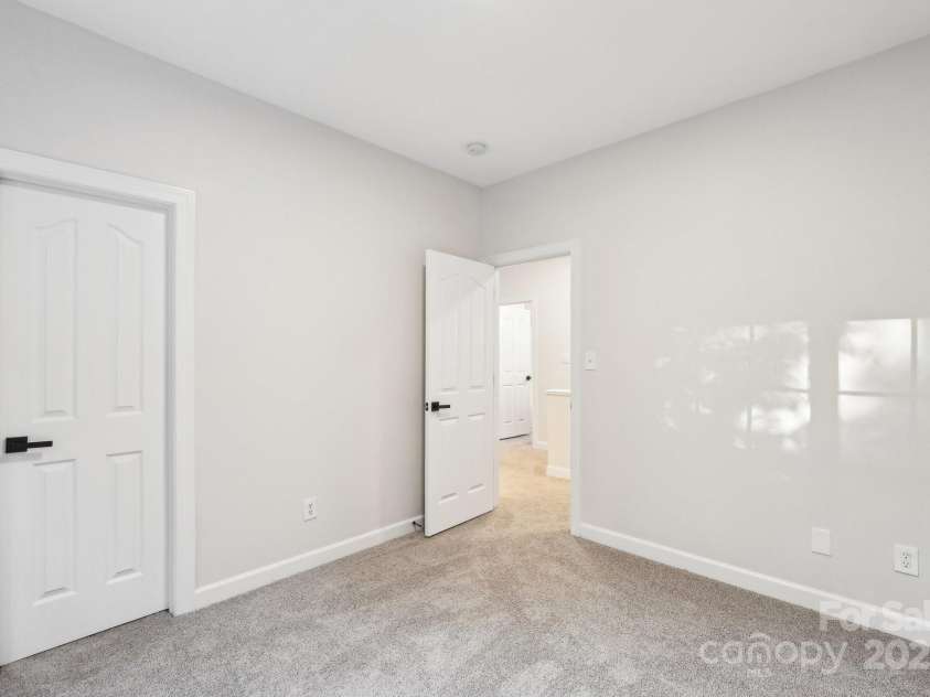 5745 Snapdragon Lane, Huntersville, NC 28078.  MLS# CAR4287848, YatesRealty ID 33221. 