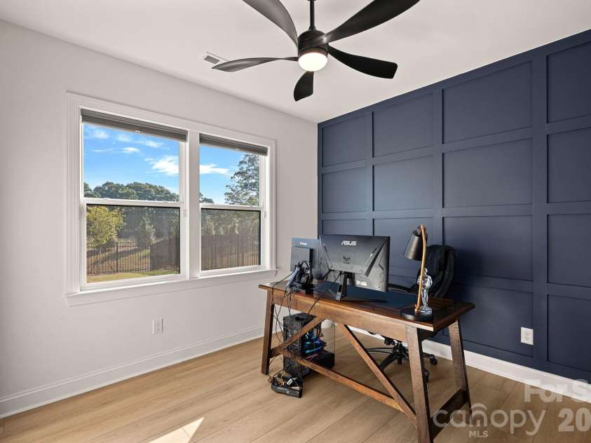 8604 Bridgegate Drive, Huntersville, NC 28078.  MLS# CAR4395999, YatesRealty ID 33221. Bedroom 5