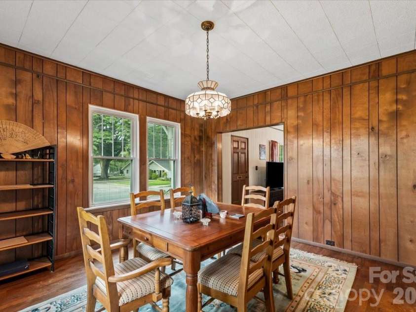 196 French Broad Street, Brevard, NC 28712.  MLS# CAR4397130, YatesRealty ID 33222. 