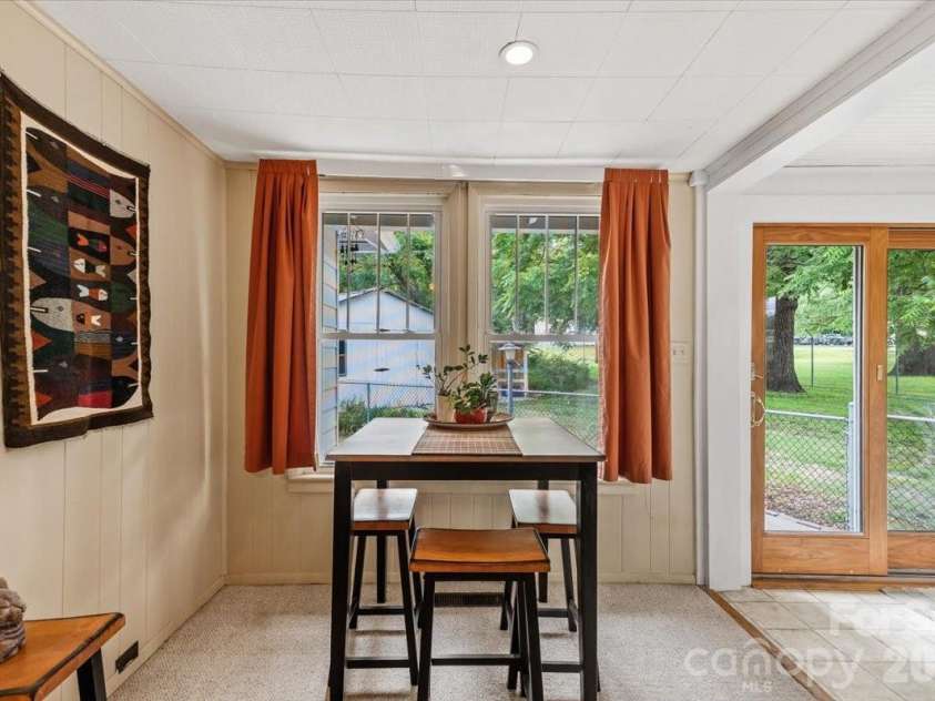 196 French Broad Street, Brevard, NC 28712.  MLS# CAR4397130, YatesRealty ID 33222. 