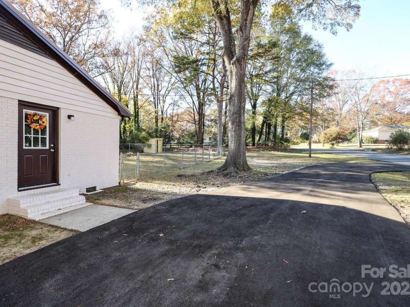 300 Grover Moore Place, Indian Trail, NC 28079.  MLS# CAR4322306, YatesRealty ID 33222. 