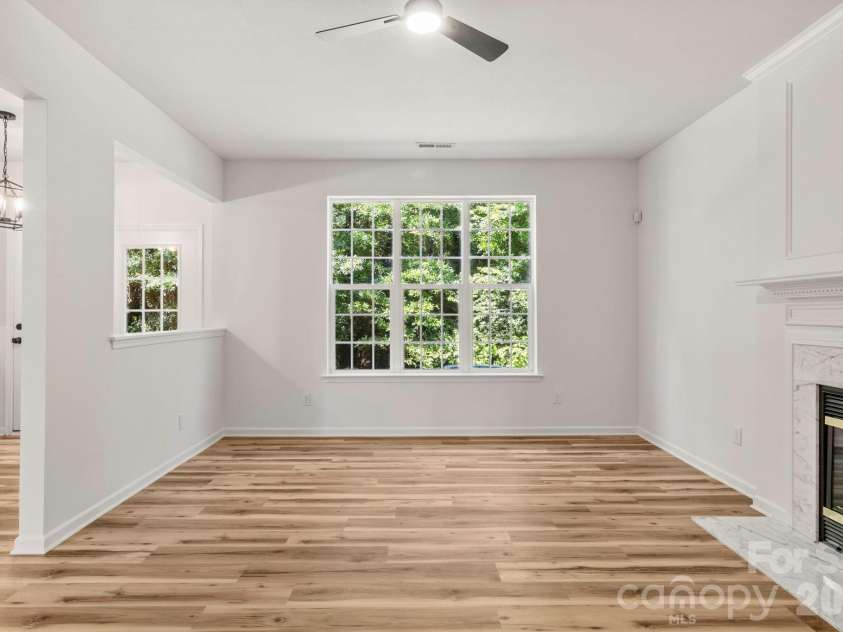 12519 Wandering Brook Drive, Charlotte, NC 28273.  MLS# CAR4392280, YatesRealty ID 33223. 