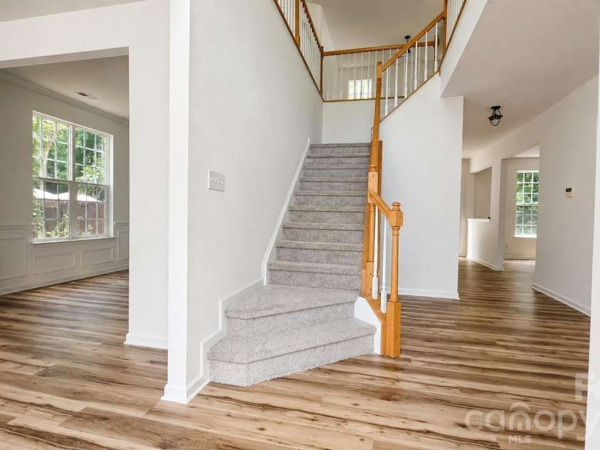 12519 Wandering Brook Drive, Charlotte, NC 28273.  MLS# CAR4392280, YatesRealty ID 33223. 