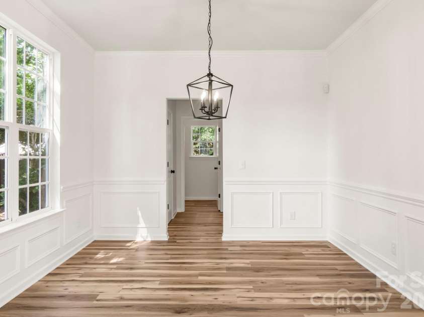 12519 Wandering Brook Drive, Charlotte, NC 28273.  MLS# CAR4392280, YatesRealty ID 33223. Dining Room