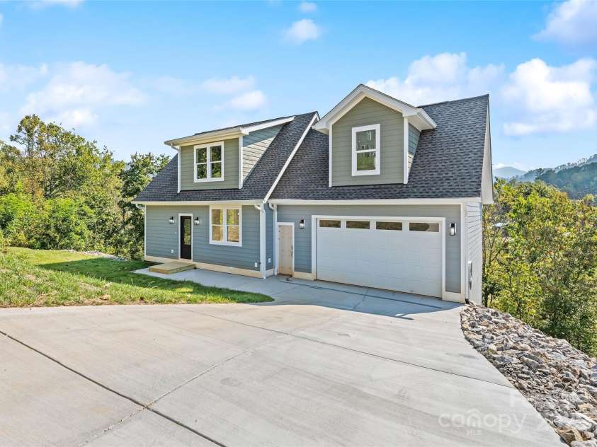 148 Amblers Knoll Road, Weaverville, NC 28787.  MLS# CAR4253906, YatesRealty ID 33225. Front Elevation