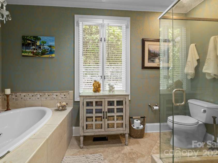 403 Maymont Drive, Cramerton, NC 28032.  MLS# CAR4292939, YatesRealty ID 33226. 