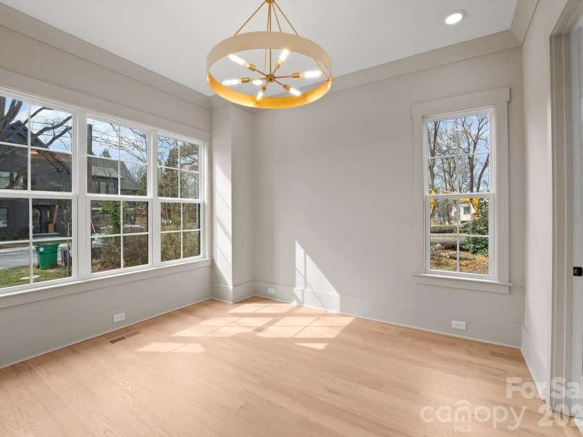4345 Castleton Road, Charlotte, NC 28211.  MLS# CAR4340986, YatesRealty ID 33226. 