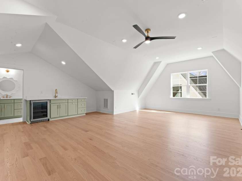 4345 Castleton Road, Charlotte, NC 28211.  MLS# CAR4340986, YatesRealty ID 33226. 
