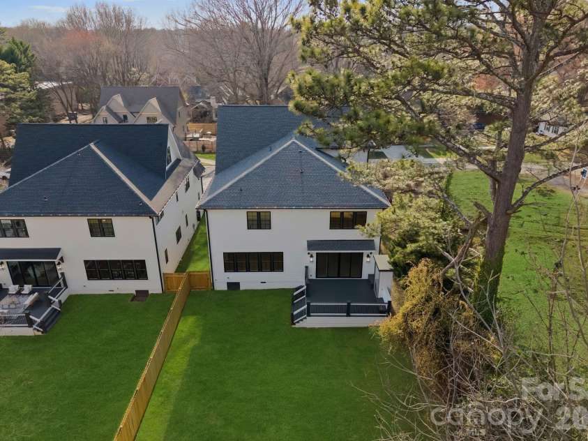 4345 Castleton Road, Charlotte, NC 28211.  MLS# CAR4340986, YatesRealty ID 33226. 