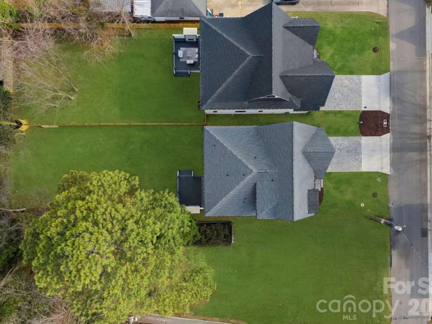 4345 Castleton Road, Charlotte, NC 28211.  MLS# CAR4340986, YatesRealty ID 33226. 