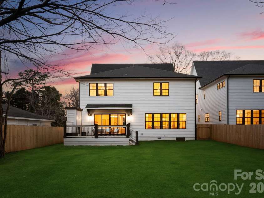 4349 Castleton Road, Charlotte, NC 28211.  MLS# CAR4340987, YatesRealty ID 33227. 