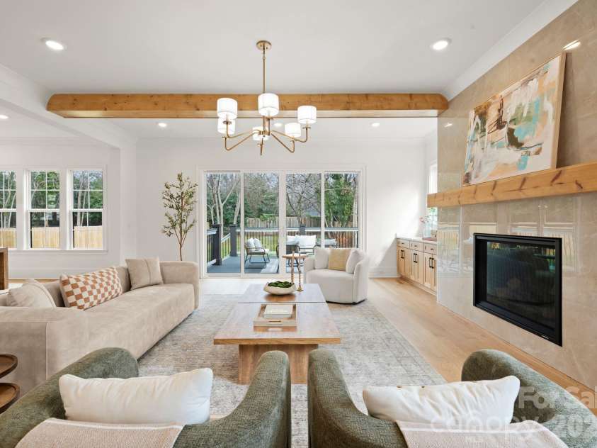 4349 Castleton Road, Charlotte, NC 28211.  MLS# CAR4340987, YatesRealty ID 33227. 