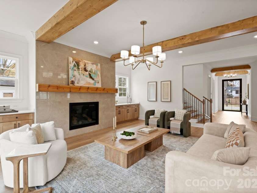 4349 Castleton Road, Charlotte, NC 28211.  MLS# CAR4340987, YatesRealty ID 33227. 