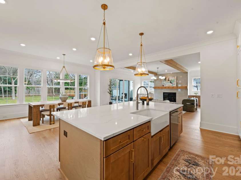4349 Castleton Road, Charlotte, NC 28211.  MLS# CAR4340987, YatesRealty ID 33227. 