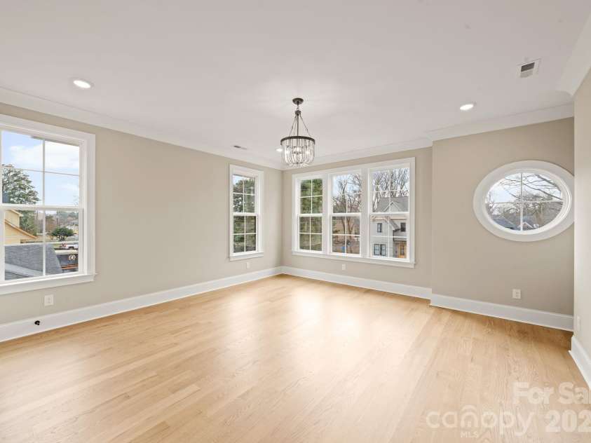 4349 Castleton Road, Charlotte, NC 28211.  MLS# CAR4340987, YatesRealty ID 33227. 