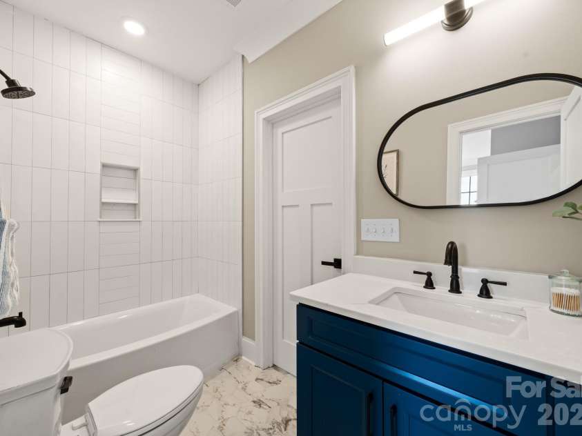 4349 Castleton Road, Charlotte, NC 28211.  MLS# CAR4340987, YatesRealty ID 33227. 