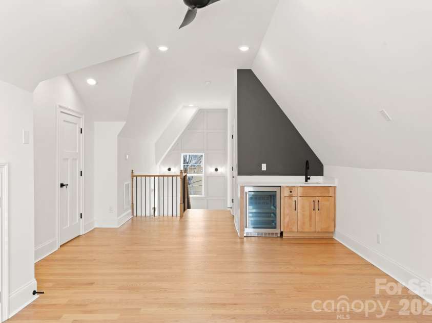 4349 Castleton Road, Charlotte, NC 28211.  MLS# CAR4340987, YatesRealty ID 33227. 