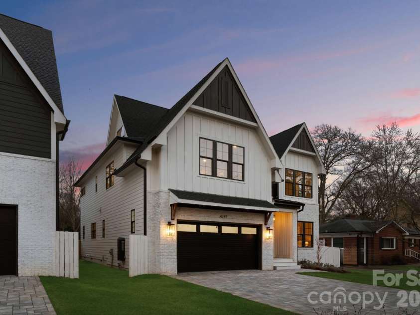 4349 Castleton Road, Charlotte, NC 28211.  MLS# CAR4340987, YatesRealty ID 33227. 