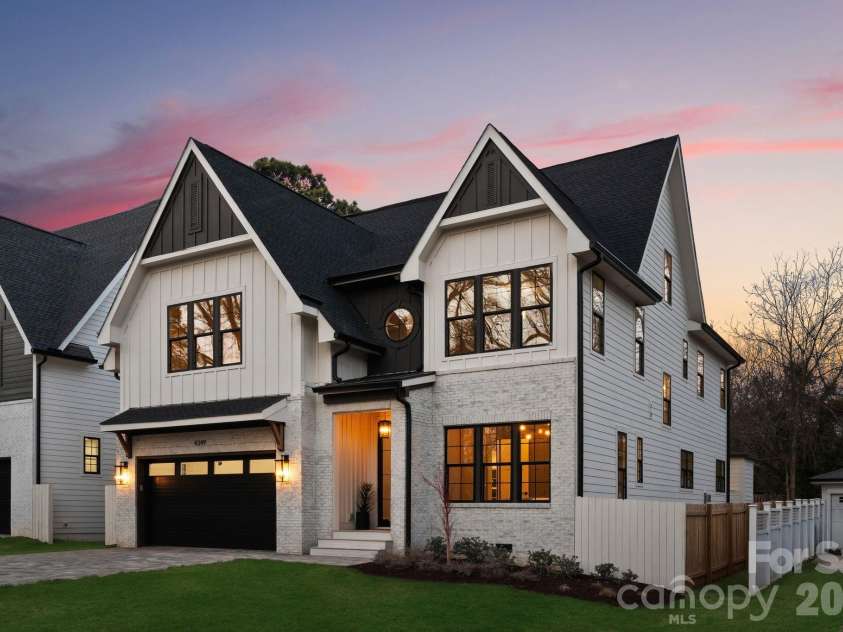 4349 Castleton Road, Charlotte, NC 28211.  MLS# CAR4340987, YatesRealty ID 33227. 