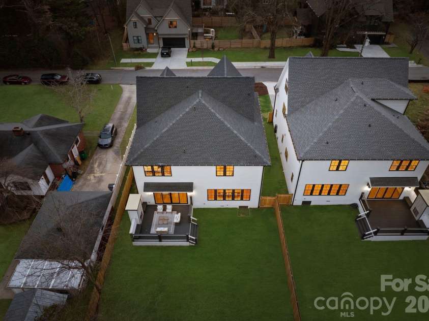 4349 Castleton Road, Charlotte, NC 28211.  MLS# CAR4340987, YatesRealty ID 33227. 