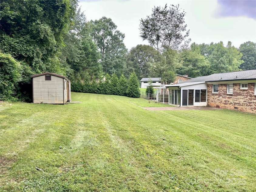4705 Can Do Court, Gastonia, NC 28056.  MLS# CAR4287219, YatesRealty ID 33229. Back yard- fully fenced