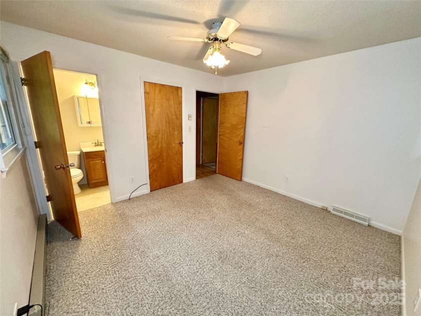 4705 Can Do Court, Gastonia, NC 28056.  MLS# CAR4287219, YatesRealty ID 33229. Bedroom 3 with closet and half bath