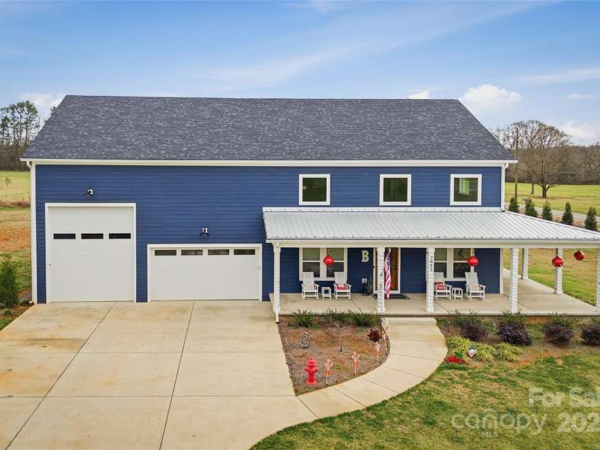 2062 Vineyard Estates Lane, Lincolnton, NC 28690.  MLS# CAR4327487, YatesRealty ID 3323. 