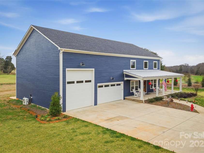 2062 Vineyard Estates Lane, Lincolnton, NC 28690.  MLS# CAR4327487, YatesRealty ID 3323. 