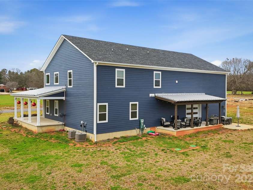 2062 Vineyard Estates Lane, Lincolnton, NC 28690.  MLS# CAR4327487, YatesRealty ID 3323. 