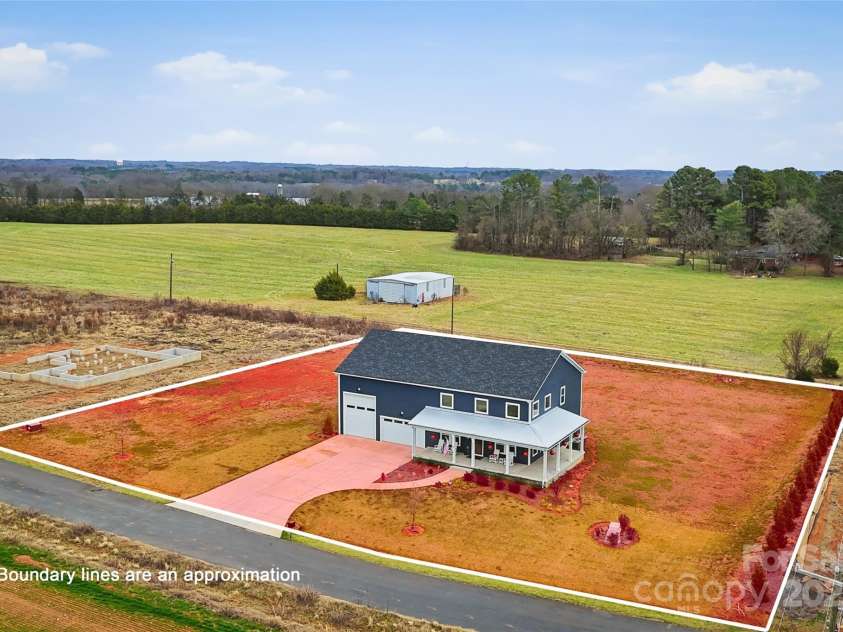 2062 Vineyard Estates Lane, Lincolnton, NC 28690.  MLS# CAR4327487, YatesRealty ID 3323. 
