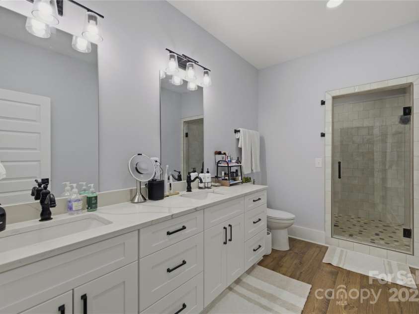 2062 Vineyard Estates Lane, Lincolnton, NC 28690.  MLS# CAR4327487, YatesRealty ID 3323. 