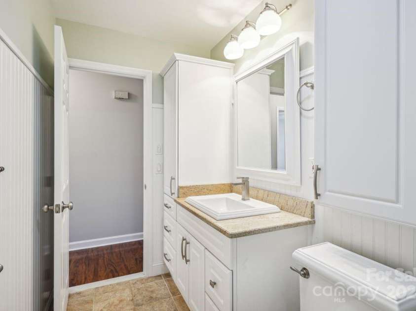 494 Glory Court, Fort Mill, SC 29715.  MLS# CAR4114229, YatesRealty ID 3323. 