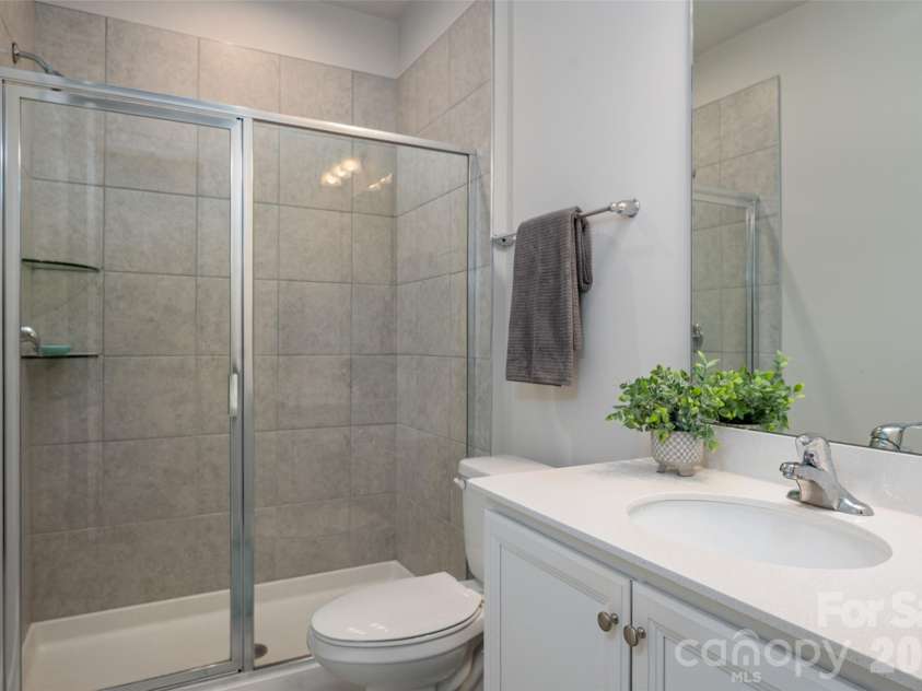 1630 Unison Drive, Charlotte, NC 28262.  MLS# CAR4383072, YatesRealty ID 33230. Bedroom #4 ensuite