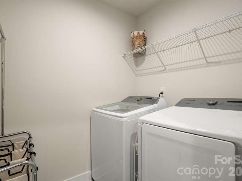 1630 Unison Drive, Charlotte, NC 28262.  MLS# CAR4383072, YatesRealty ID 33230. Laundry room