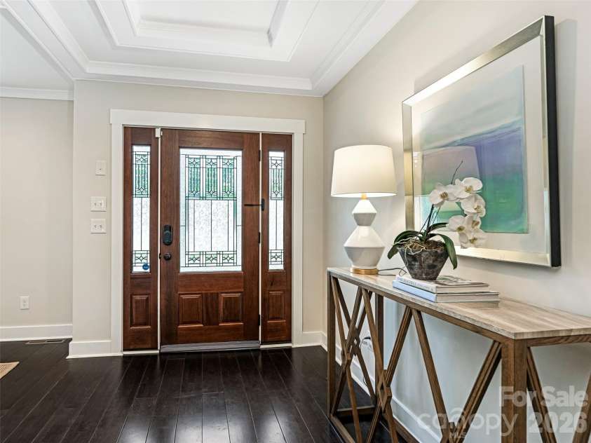 3319 Providence Road, Charlotte, NC 28211.  MLS# CAR4385730, YatesRealty ID 33231. Entry