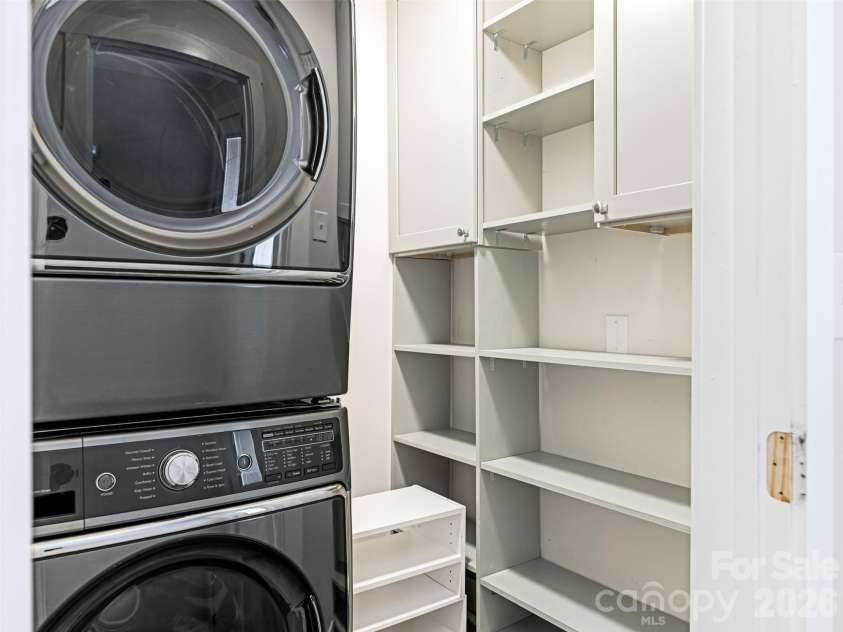 3319 Providence Road, Charlotte, NC 28211.  MLS# CAR4385730, YatesRealty ID 33231. Laundry