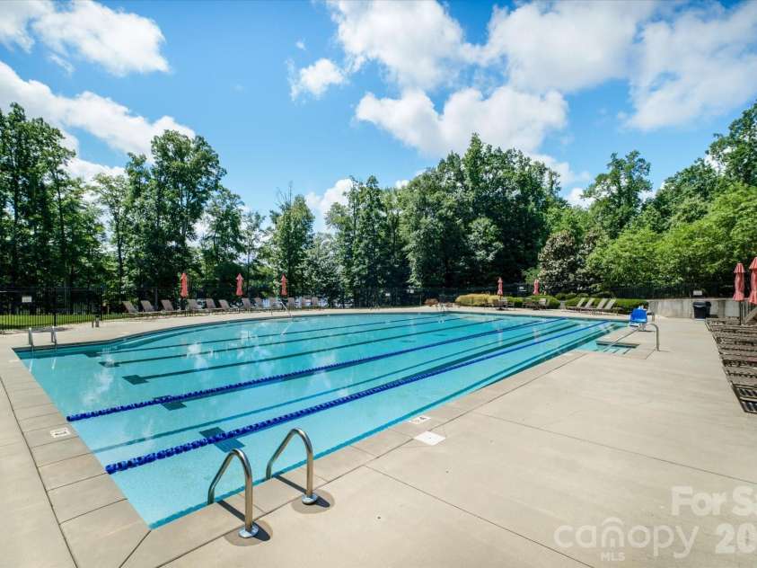 5401 Casper Drive, Charlotte, NC 28214.  MLS# CAR4380133, YatesRealty ID 33232. 