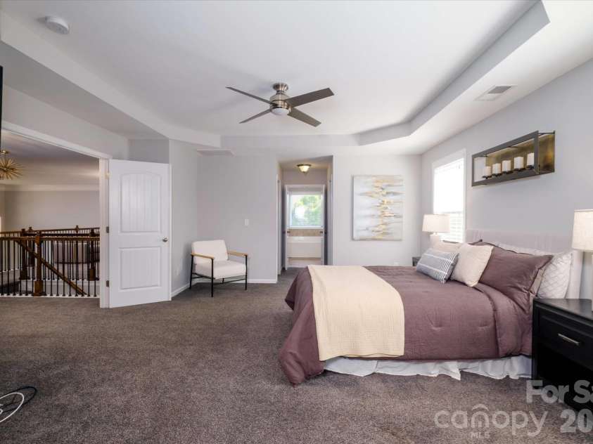 5401 Casper Drive, Charlotte, NC 28214.  MLS# CAR4380133, YatesRealty ID 33232. 