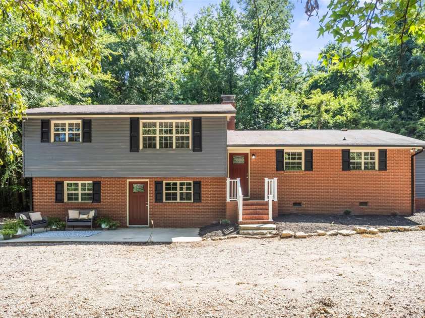 16067 NC HWY 73 Highway, Mount Pleasant, NC 28124.  MLS# CAR4281491, YatesRealty ID 33235. Welcome home!