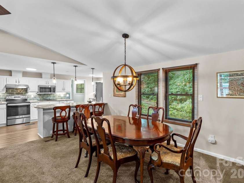 8460 Keven Circle, Sherrills Ford, NC 28673.  MLS# CAR4386276, YatesRealty ID 33236. 