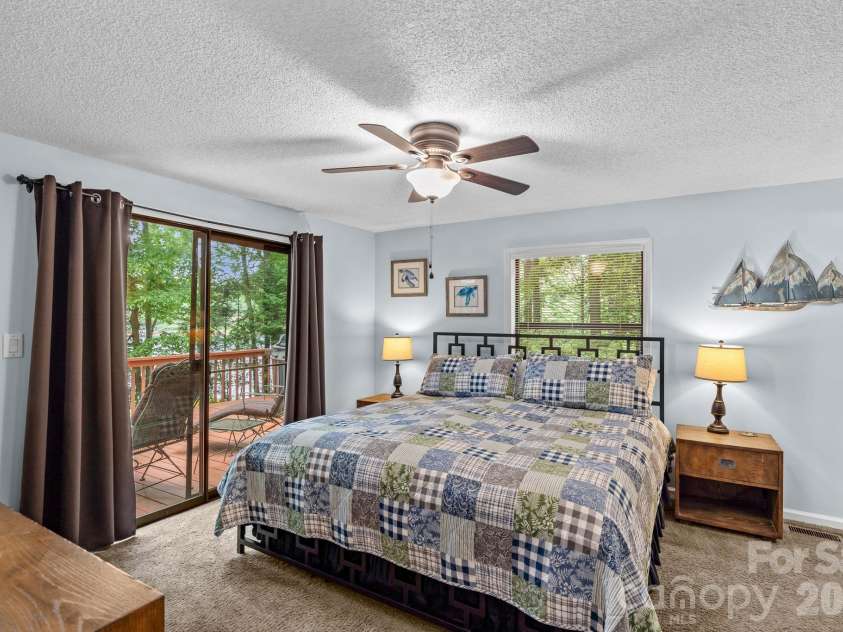 8460 Keven Circle, Sherrills Ford, NC 28673.  MLS# CAR4386276, YatesRealty ID 33236. 