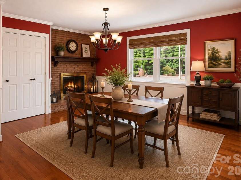 5305 Icard Ridge Road, Hickory, NC 28601.  MLS# CAR4388670, YatesRealty ID 33237. Virtual Staged Dining Room