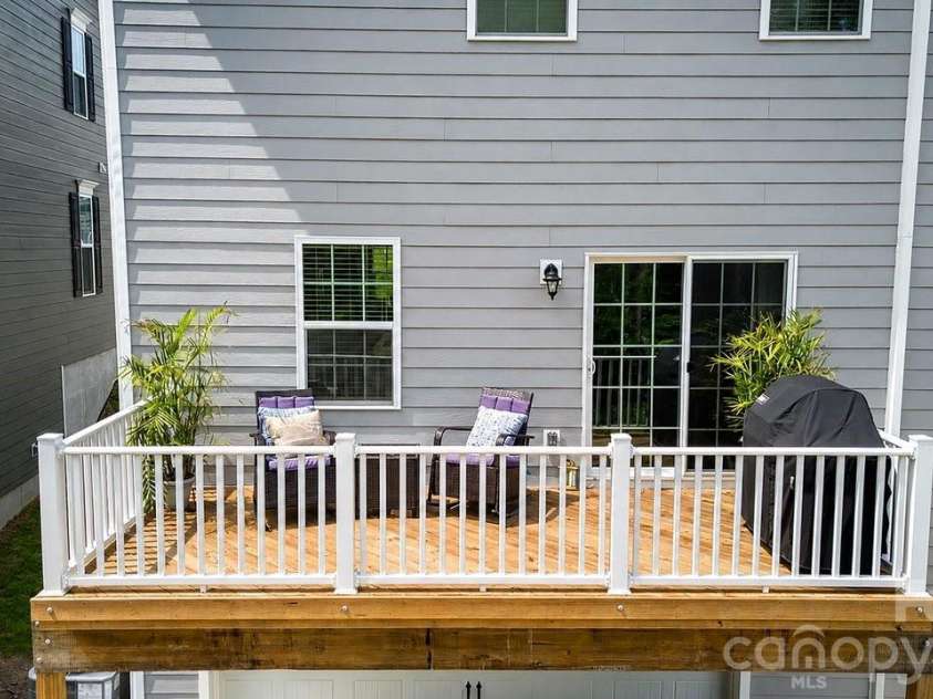 513 Evergreen Terrace, Cramerton, NC 28032.  MLS# CAR4389567, YatesRealty ID 33238. Back Decking