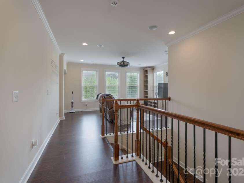 866 Tyne Drive, Fort Mill, SC 29715.  MLS# CAR4248986, YatesRealty ID 33238. Upper Level Hallway