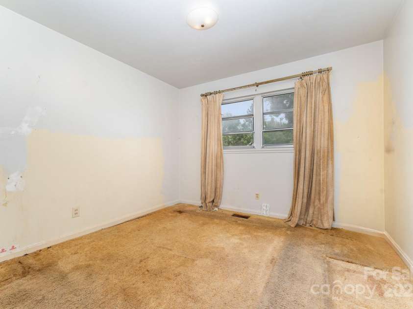 1213 Carolyn Drive, Albemarle, NC 28001.  MLS# CAR4292046, YatesRealty ID 33239. 