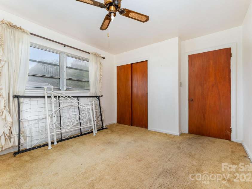 1213 Carolyn Drive, Albemarle, NC 28001.  MLS# CAR4292046, YatesRealty ID 33239. 