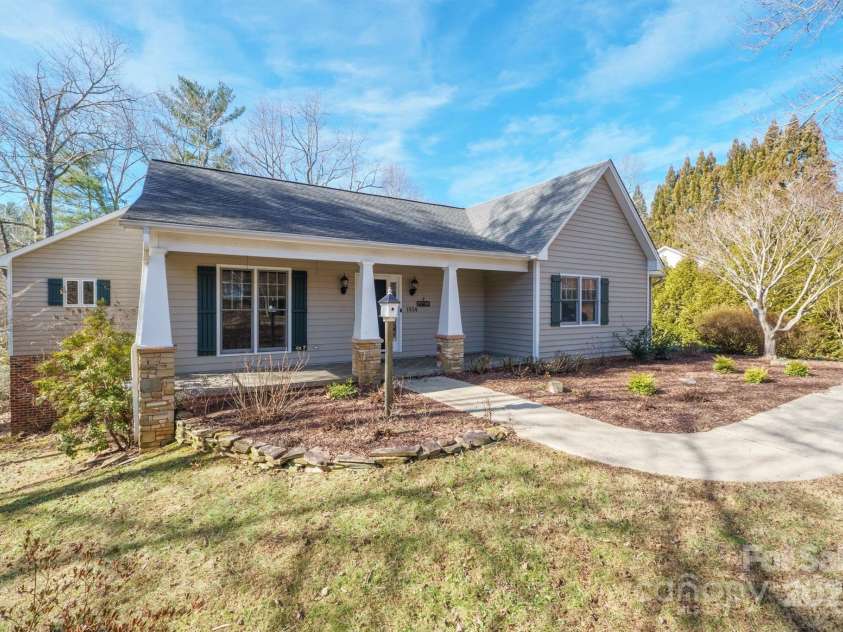 1634 Watkins Court, Morganton, NC 28655.  MLS# CAR4208382, YatesRealty ID 3324. 