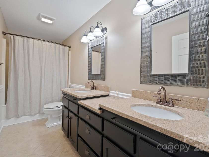 1634 Watkins Court, Morganton, NC 28655.  MLS# CAR4208382, YatesRealty ID 3324. 